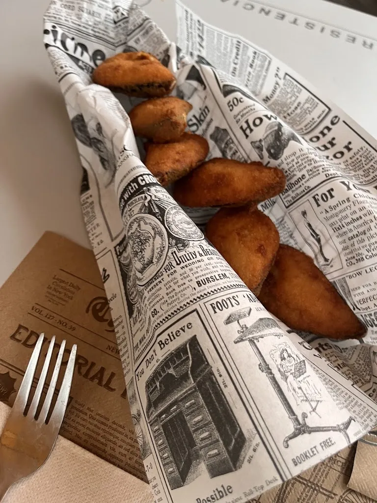 Marta Quesada_Café - Bar La Tejera_Villaescusa_review