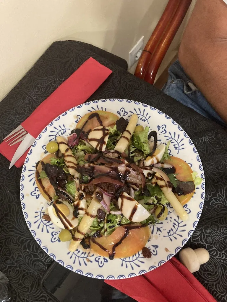 Louise Boucher_Taberna la mina Obregon_Villaescusa_review