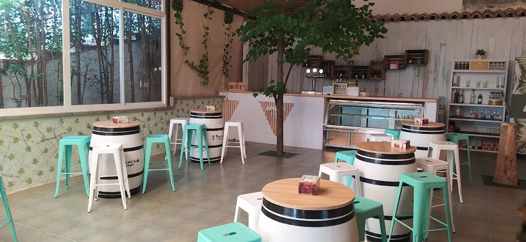 Restaurante El Paradero restaurant in Aladrén