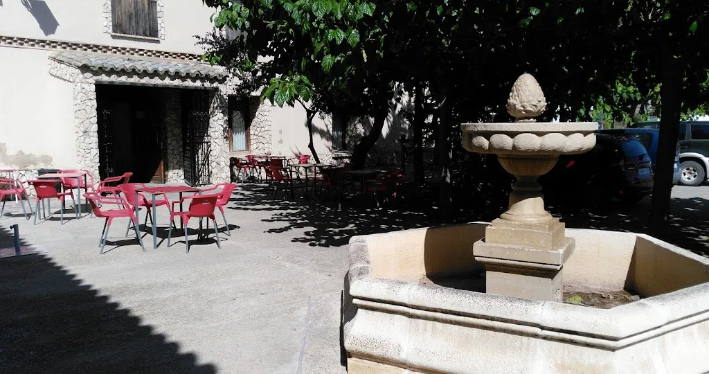 Peter Stewart_La Chimenea_Alberite de San Juan_review