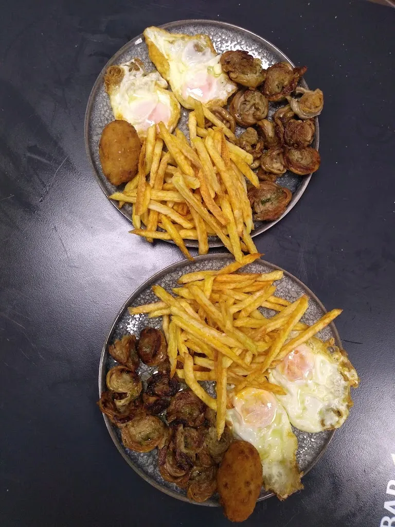 Menu_Bar Las Piscinas, Alcalá de Ebro_Alcalá de Ebro_image_5