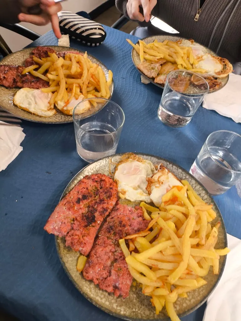 Menu_Bar Las Piscinas, Alcalá de Ebro_Alcalá de Ebro_image_9