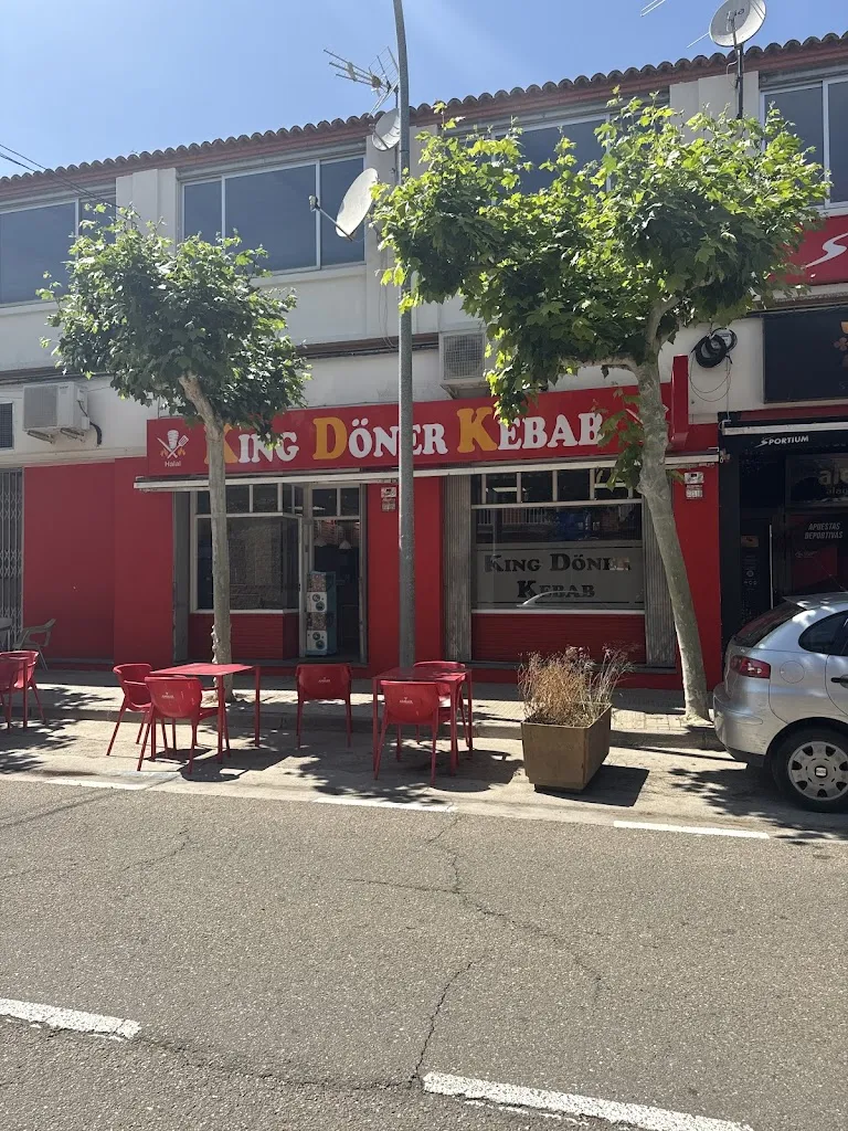 Hussnain Akhtar_KING DONER _Alagón_review