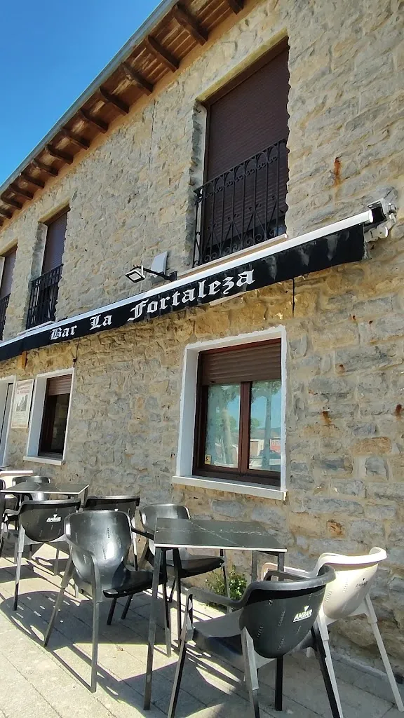 Bar-Restaurante La Fortaleza_Alegría-Dulantzi_slider_image_2