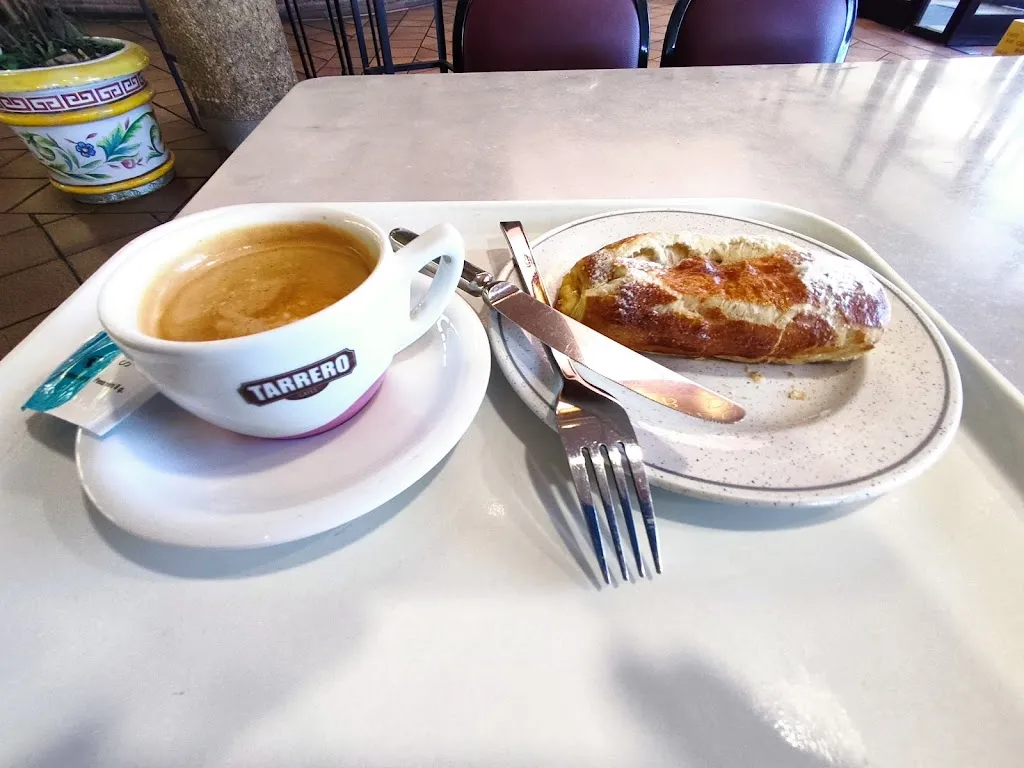 Menu_Área de servicio La Cadiera_Alconchel de Ariza_image_9