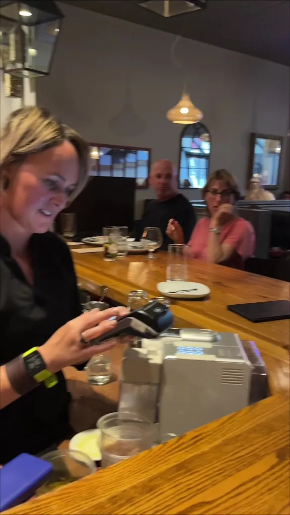 The Raven Bistro_Albeta_slider_image_2