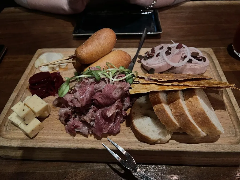 Menu_Rge Rd_Albeta_image_7