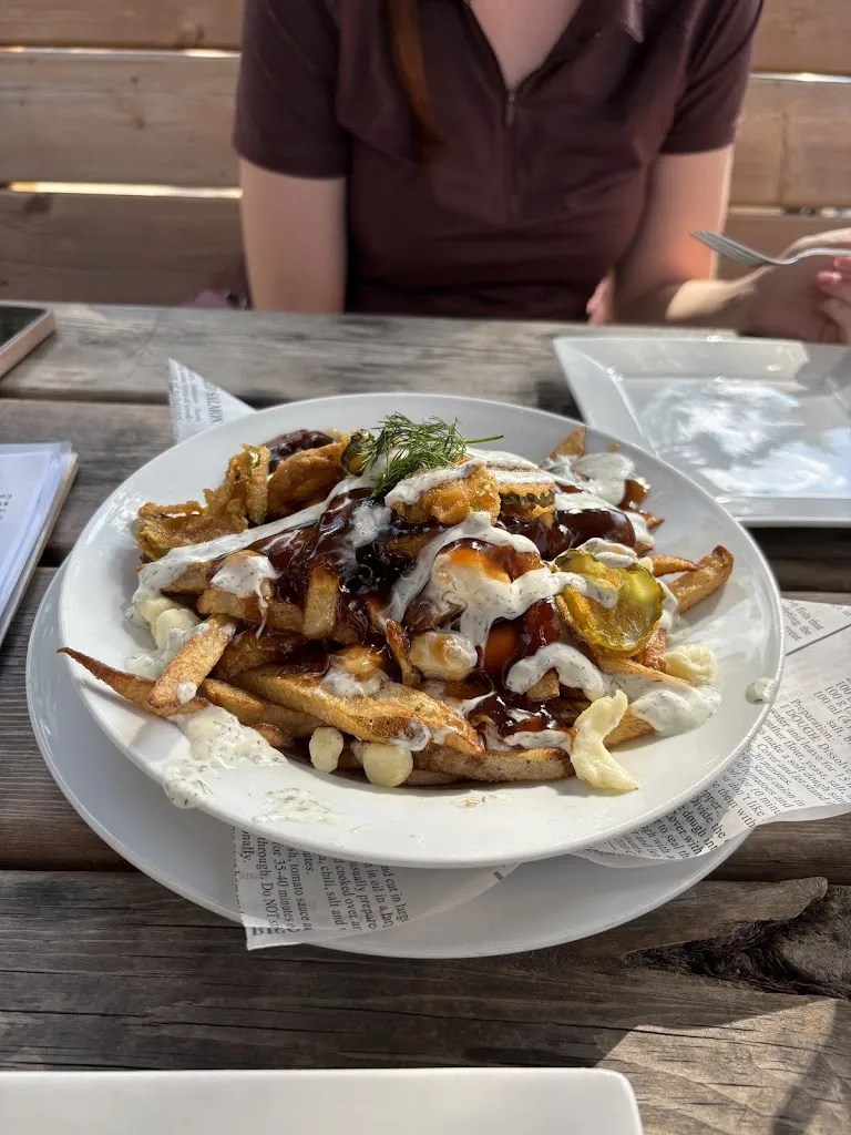 A A_Cilantro and Chive - Lacombe_Albeta_Bewertung