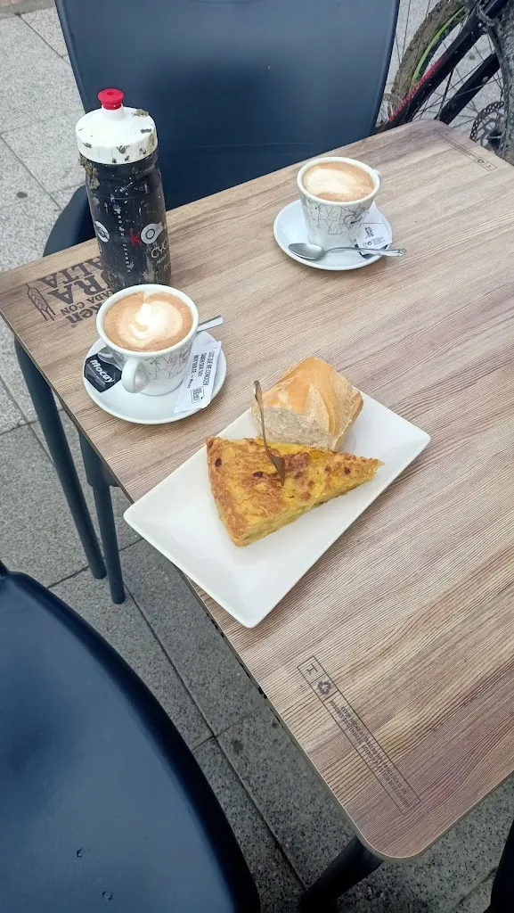 Menu_Bar Arrabal_Alegría-Dulantzi_image_1