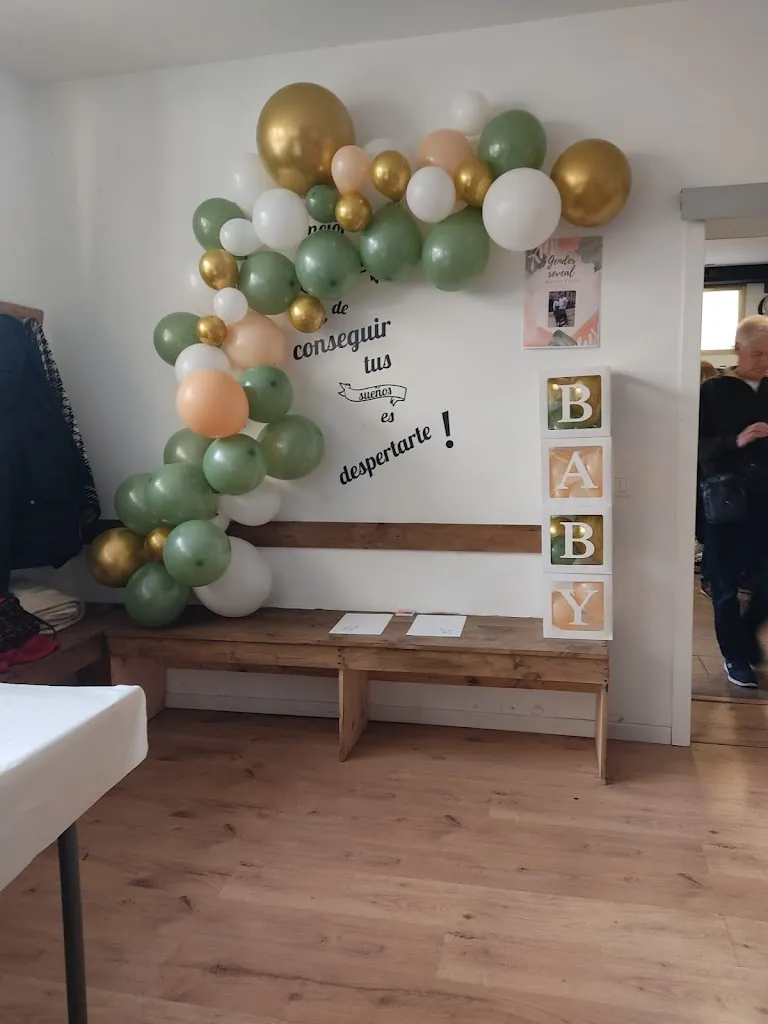 Asier Musitu_Bar Arrabal_Alegría-Dulantzi_review