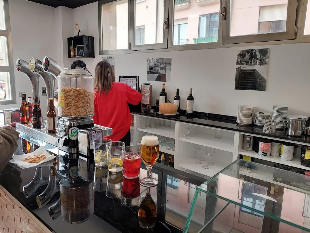 Bar Arrabal restaurant in Alegría-Dulantzi