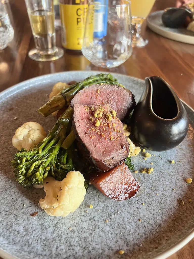 Ali_Aalto_Albeta_review