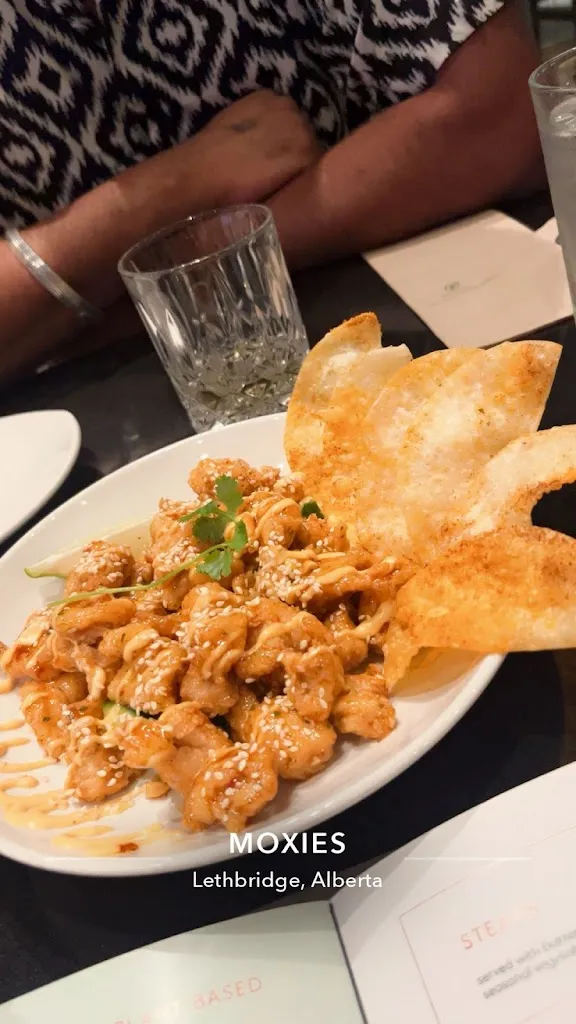 pawanpreet kaur_Moxies Lethbridge Restaurant_Albeta_Bewertung