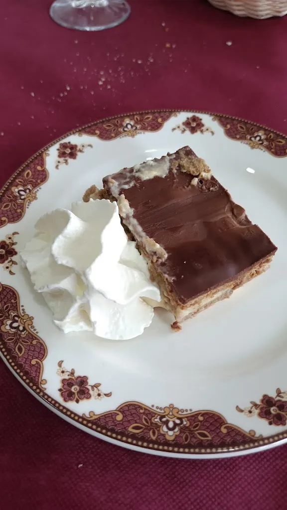 Gema Juli_Hostal Restaurante Pueblo Viejo_Almochuel_review