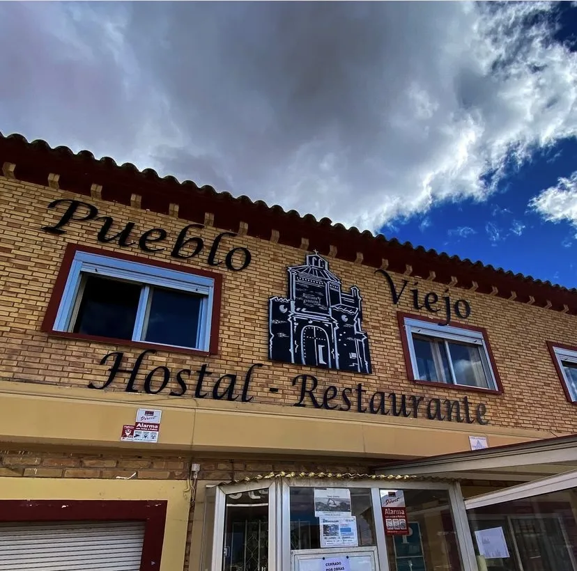 Hostal Restaurante Pueblo Viejo_Almochuel_slider_image_1