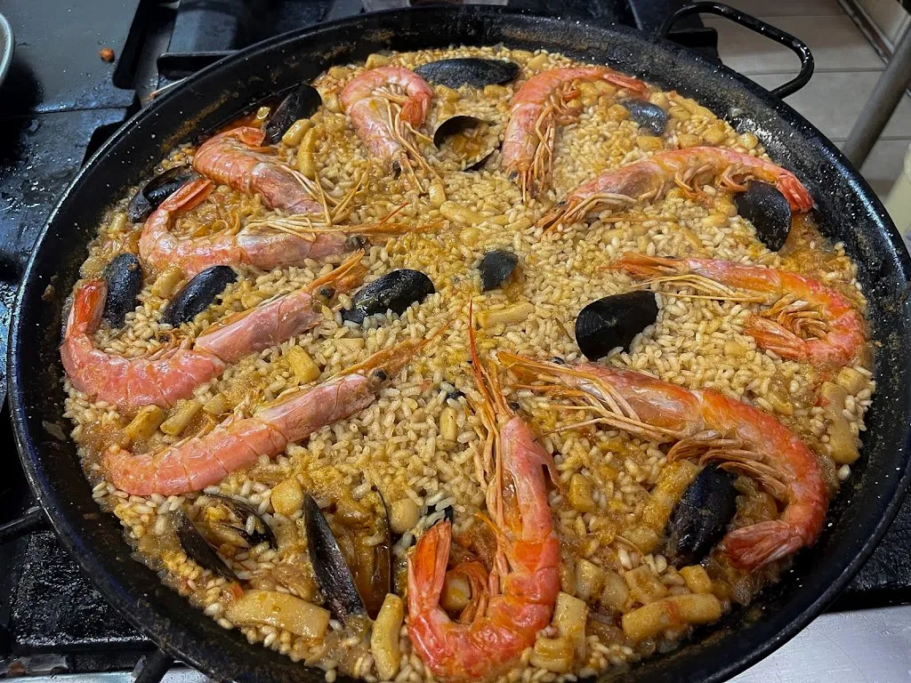 Hostal Restaurante Pueblo Viejo_Almochuel_slider_image_3