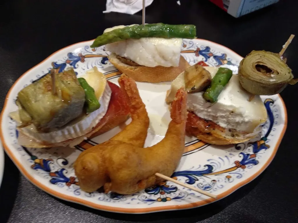 Menu_Bar Ernesto_Almochuel_image_5