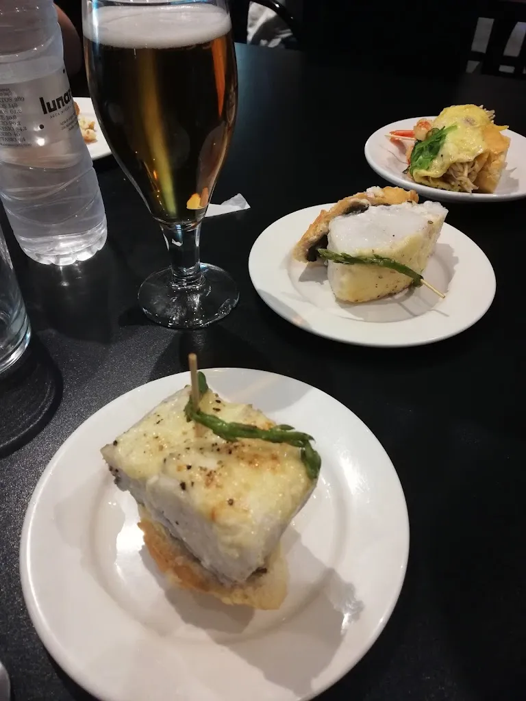 Menu_Bar Ernesto_Almochuel_image_8