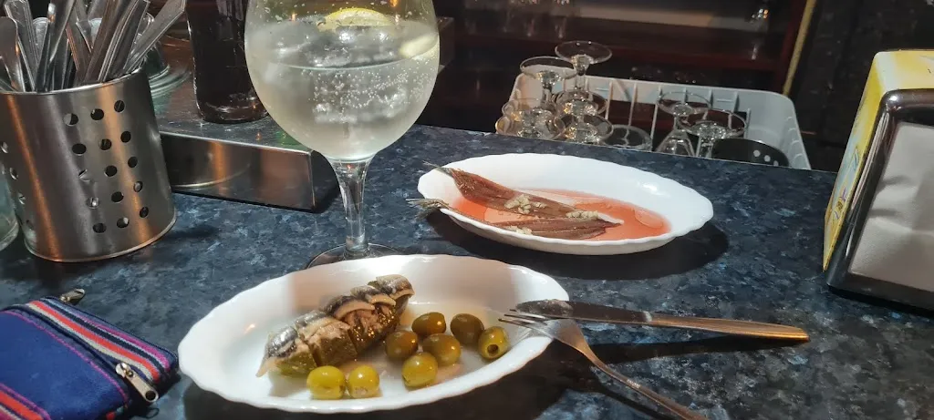 XabierIII_BAR JESUS OBRERO_Almochuel_review