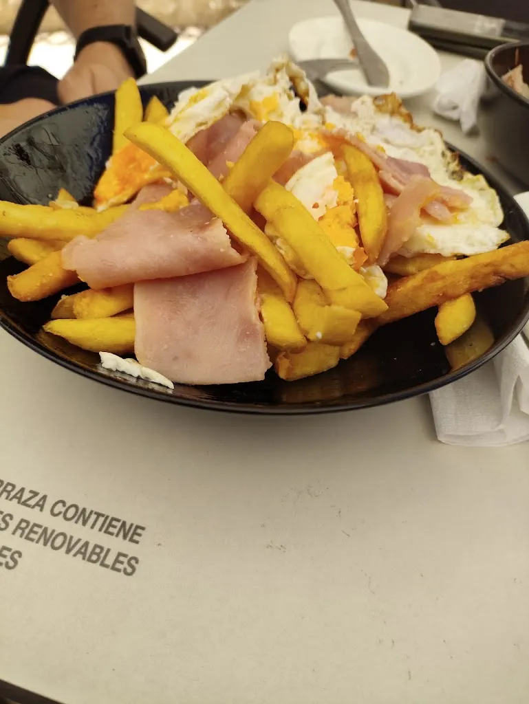 Isabel_Restaurante El desván de Ricardo_Alhama de Aragón_recensione