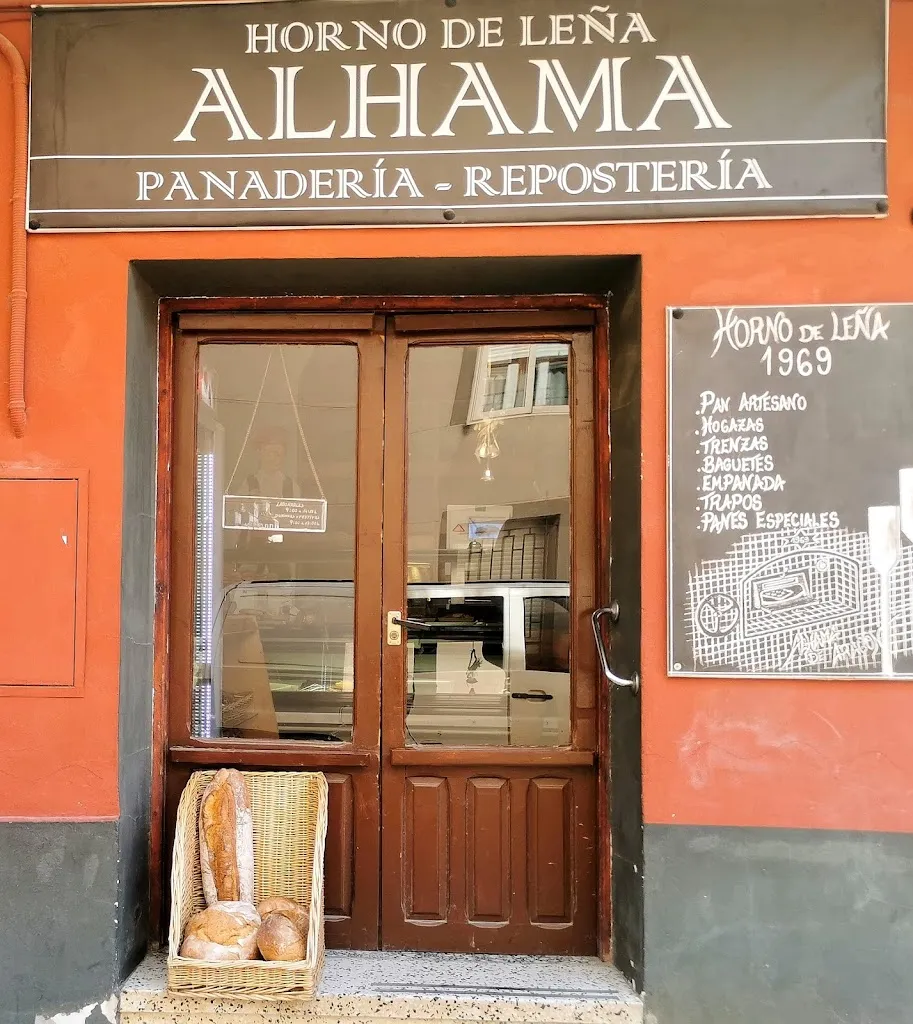 Horno de Leña ALHAMA. panadería y Repostería restaurant in Alhama de Aragón