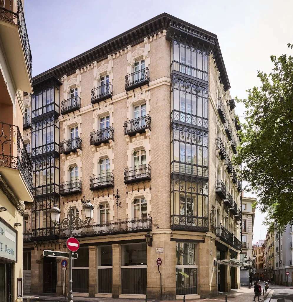 Hotel Catalonia El Pilar restaurant in Alfajarín