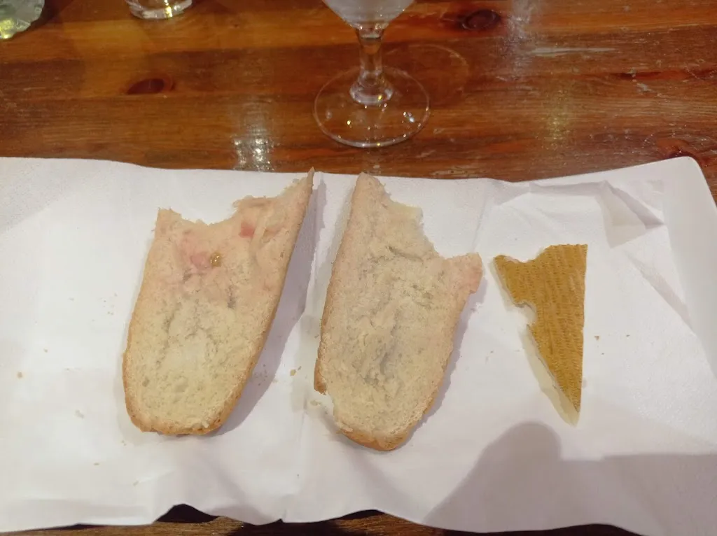 Martin Tornay Ortega_Bar la Maravilla_Alfajarín_review