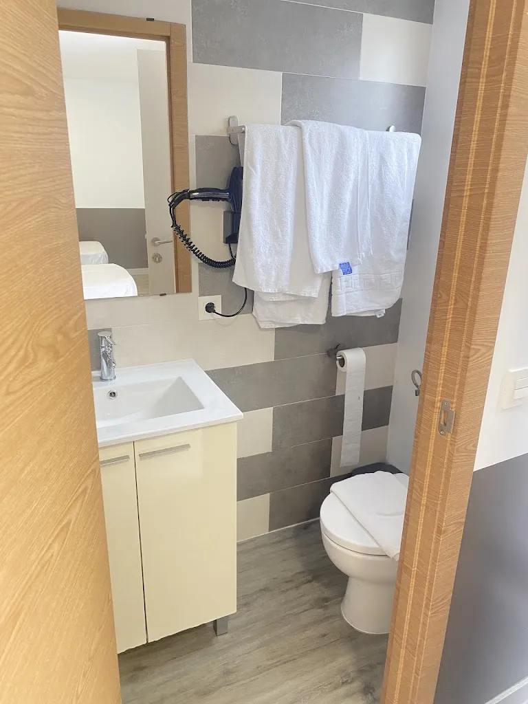 HOSTAL RESTAURANTE VATICANO ALFAJARIN_Alfajarín_slider_image_3