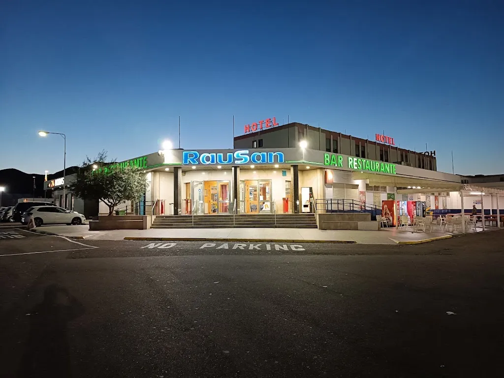 Hotel Rausan_Alfajarín_slider_image_1