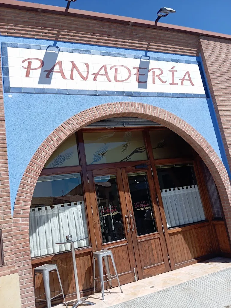 Panadería Ortega Alonso SL restaurant in Alfajarín