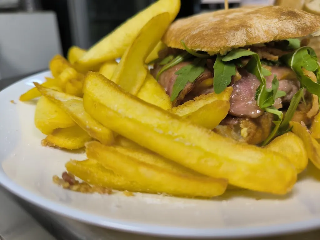 Bar Terraza LAS PISCINAS_Alfajarín_slider_image_2