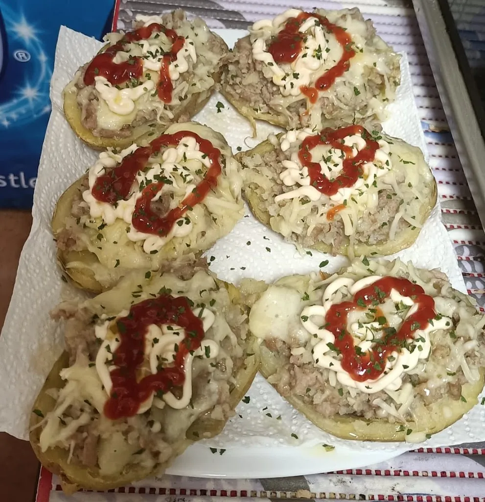 Bar Celestino_Almonacid de la Sierra_slider_image_2