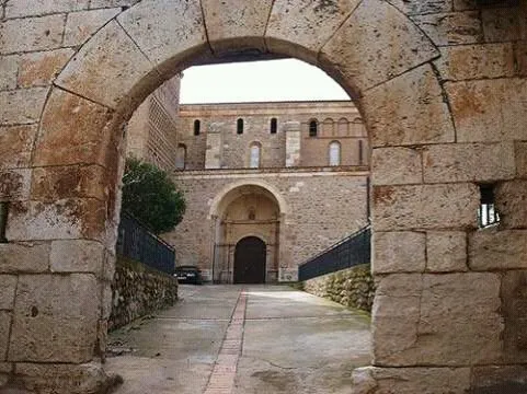 Restaurante Cantina Lifara_Aniñón_slider_image_3