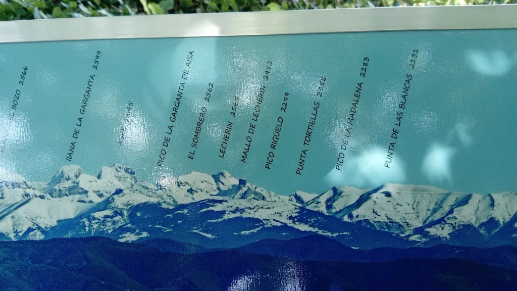 Menu_Albergue Restaurante de Artieda_Artieda_image_2