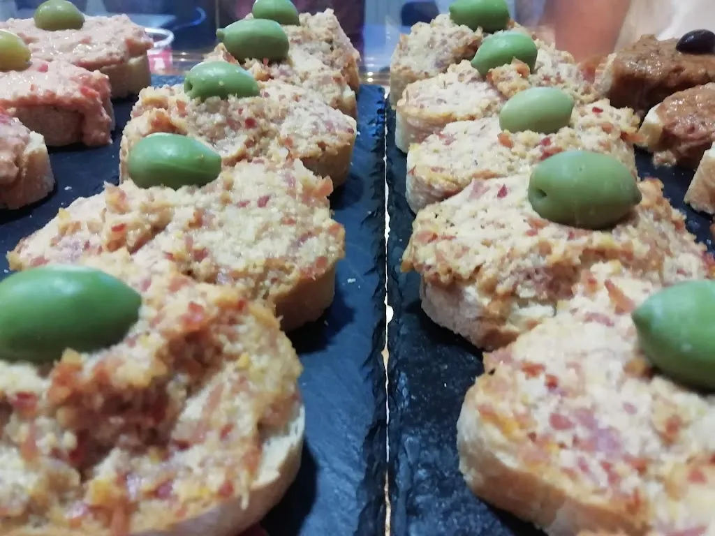 Menu_Bar La Antigua Escuela_Bijuesca_immagine_9