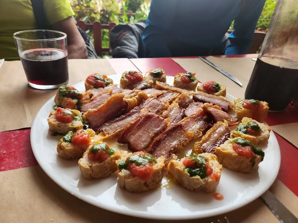 Bar La Antigua Escuela_Bijuesca_slider_image_3