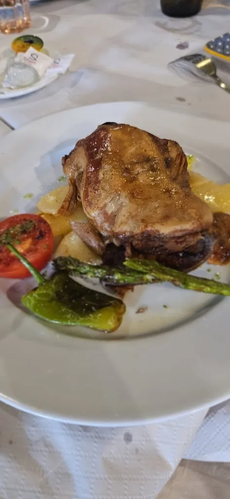 Global Citizen_Restaurante Puerta de Terrer_Bijuesca_avis