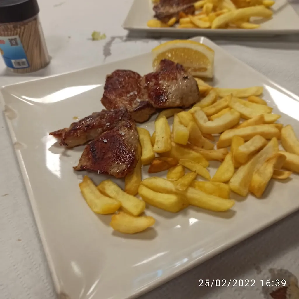 Juan L.G_Daypa Café Bar_Viator_review