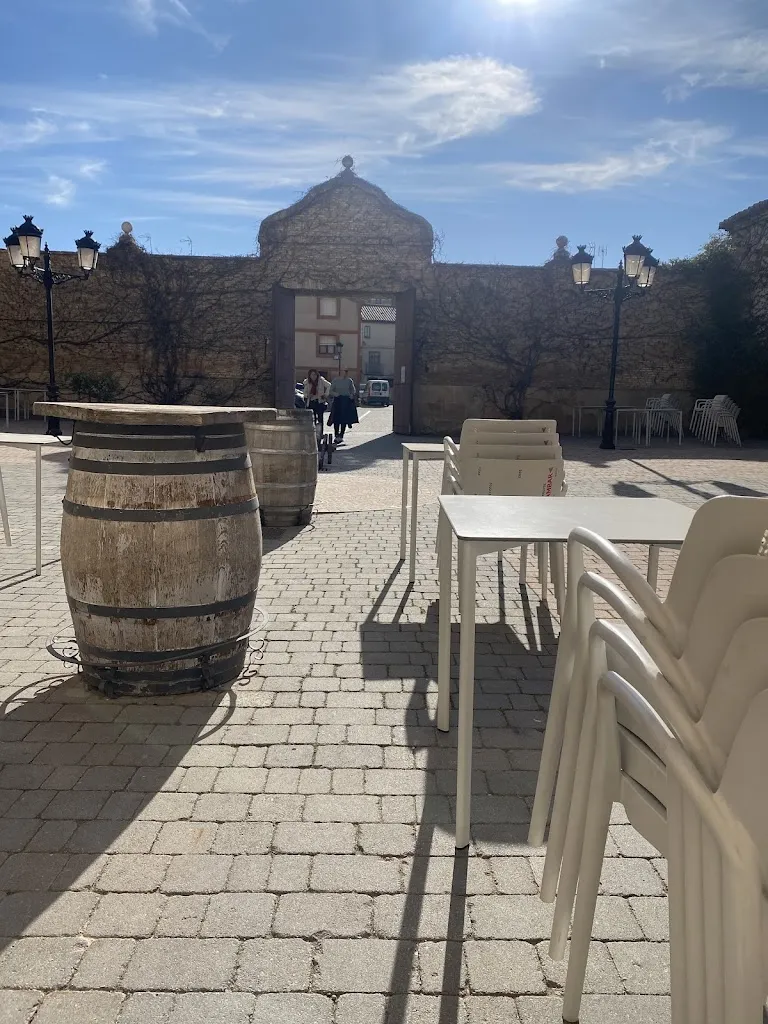 Montserrat Leon_Restaurante Sotuer_Bisimbre_review