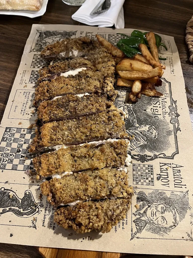 Михаил Полупанов_La Bóveda del Mercado_Bisimbre_review