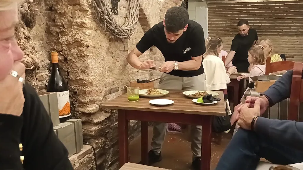 La Bóveda del Mercado_Bisimbre_slider_image_2