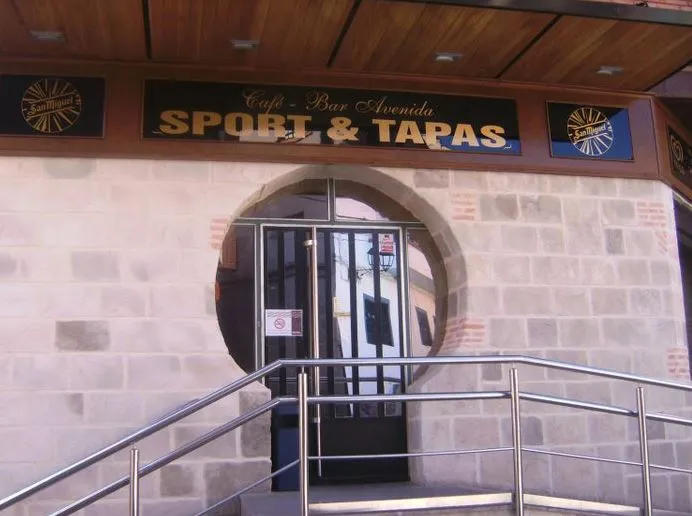 Bar Avenida Sport y Tapas restaurant in Brea de Aragón