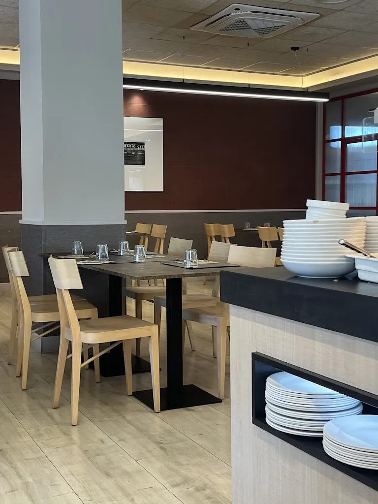 Hostal Restaurante Buffet El Español_Bujaraloz_slider_image_3