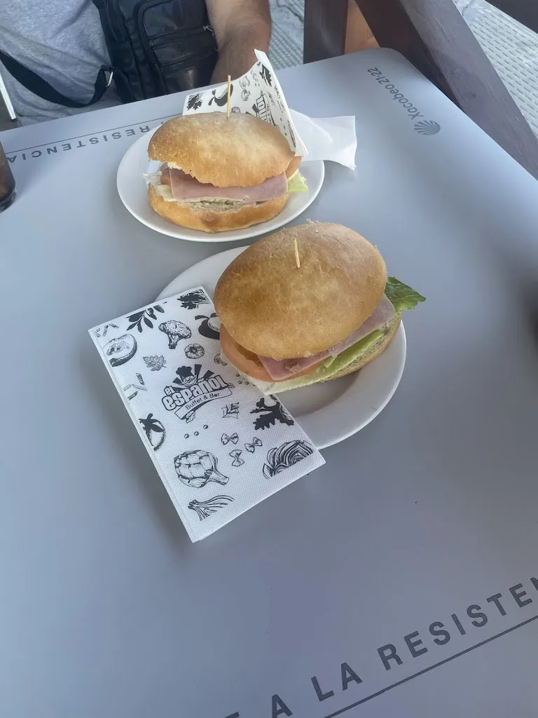 Jéssica Echevarría_El Español. BUJARALOZ._Bujaraloz_review