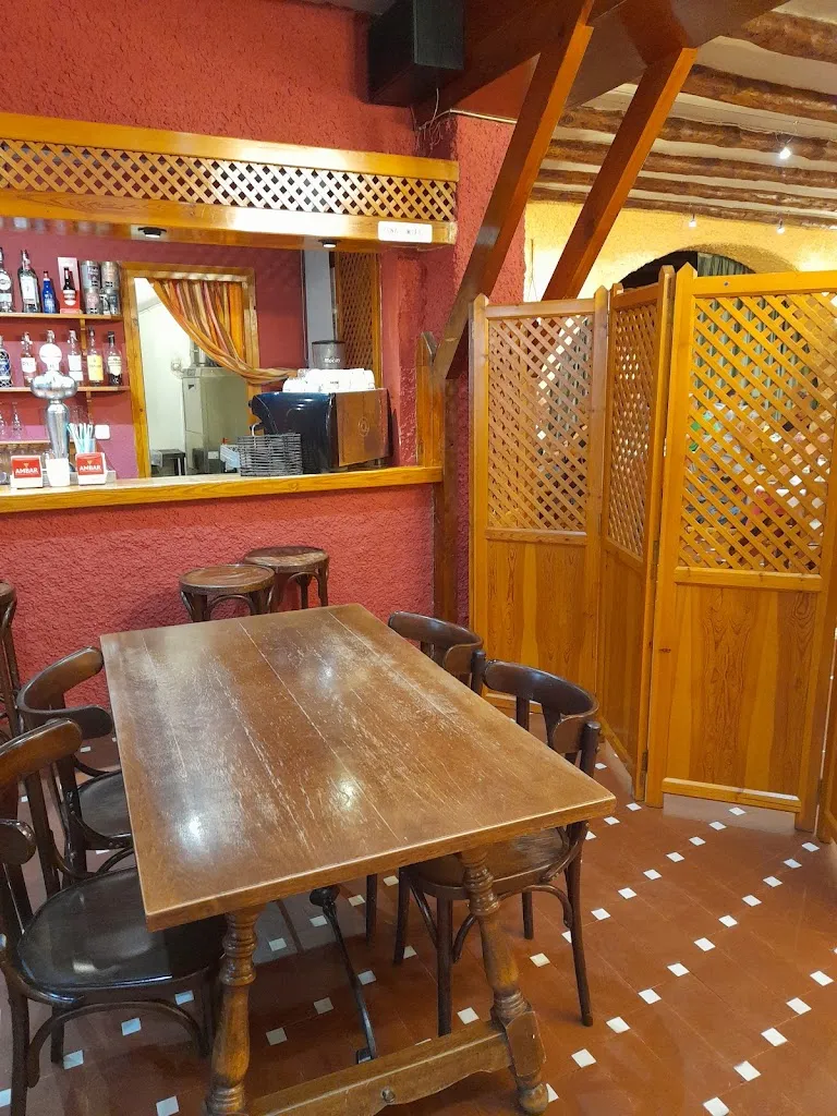 Alex Segalés_Hostal La Parrilla Monegros II_Bujaraloz_recensione