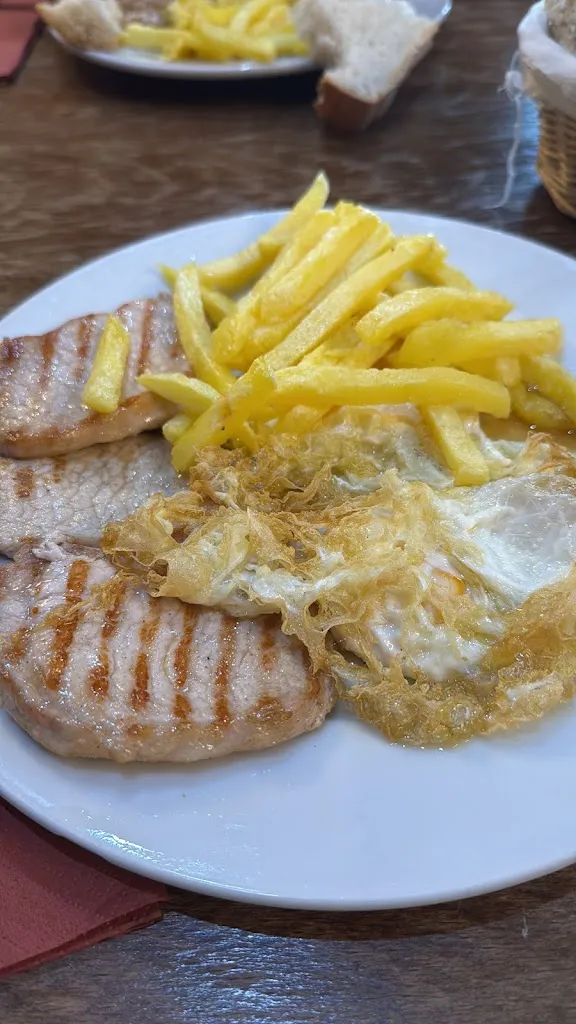 Carmen Castillo_Hostal La Parrilla Monegros II_Bujaraloz_recensione