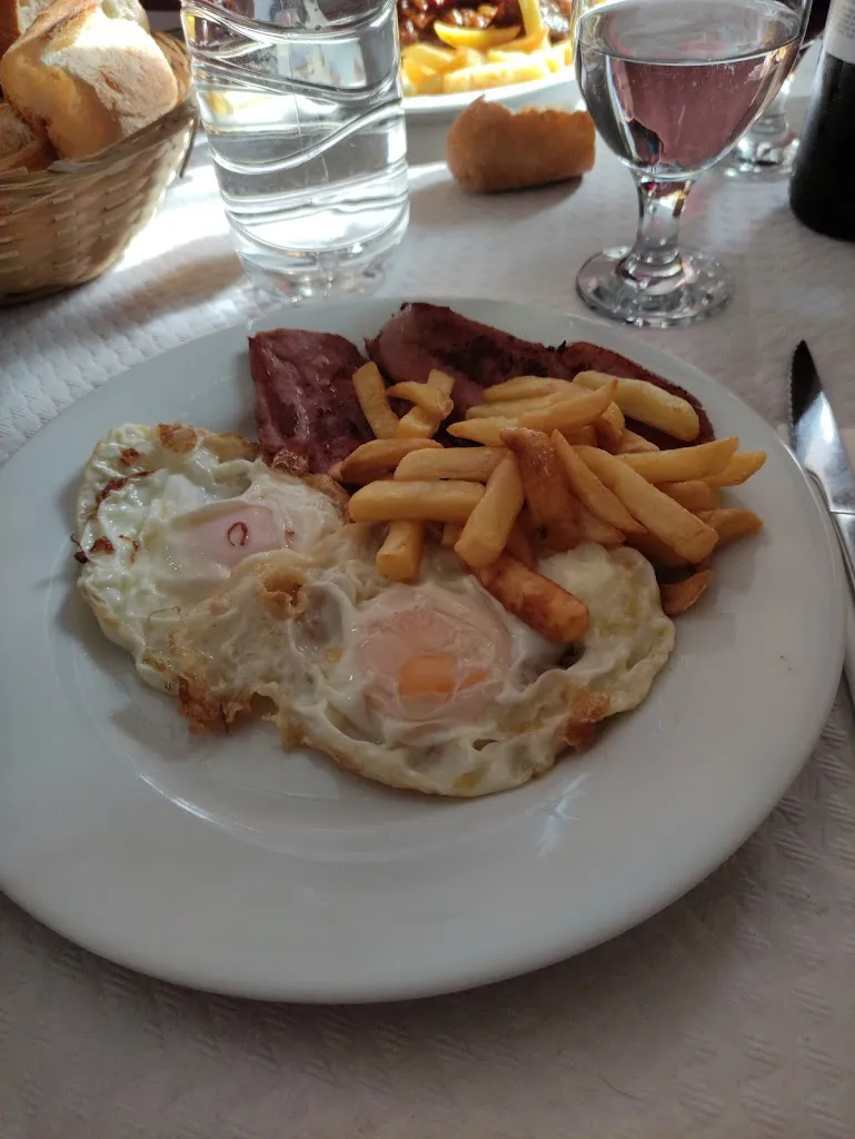 Julián Castrillo_Restaurante la Perla_Bujaraloz_recensione