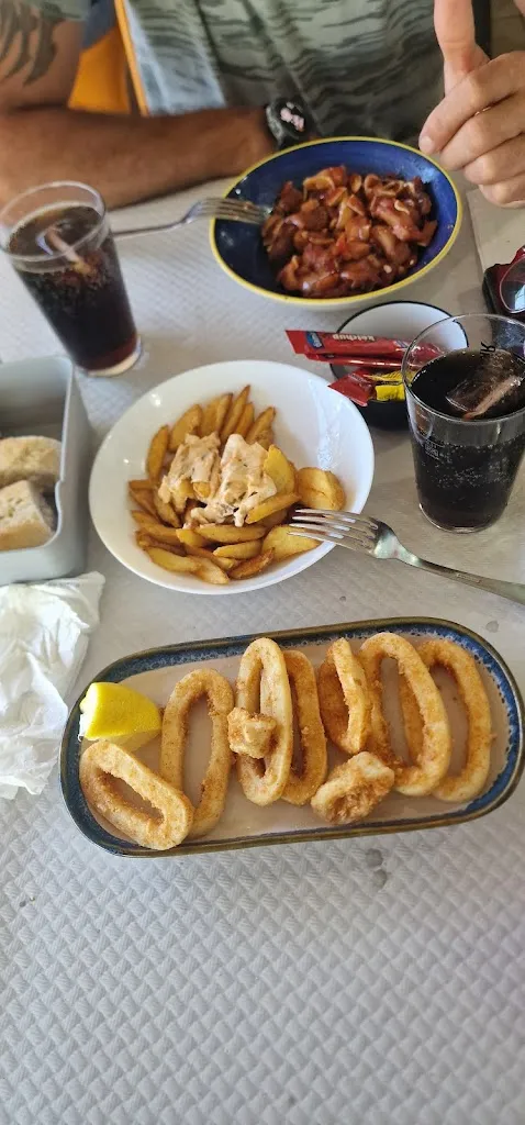 claudia poienar_Bar Las Piscinas - Cabañas de Ebro_Cabañas de Ebro_review