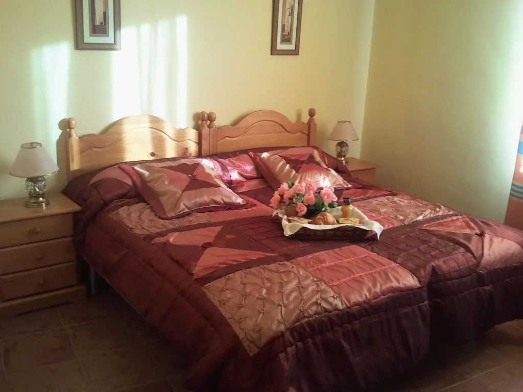 Hostal Cubero_Cabañas de Ebro_slider_image_2