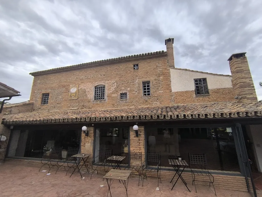 Jesús Benedí Calvo_Jardines del Monasterio_Cadrete_recensione